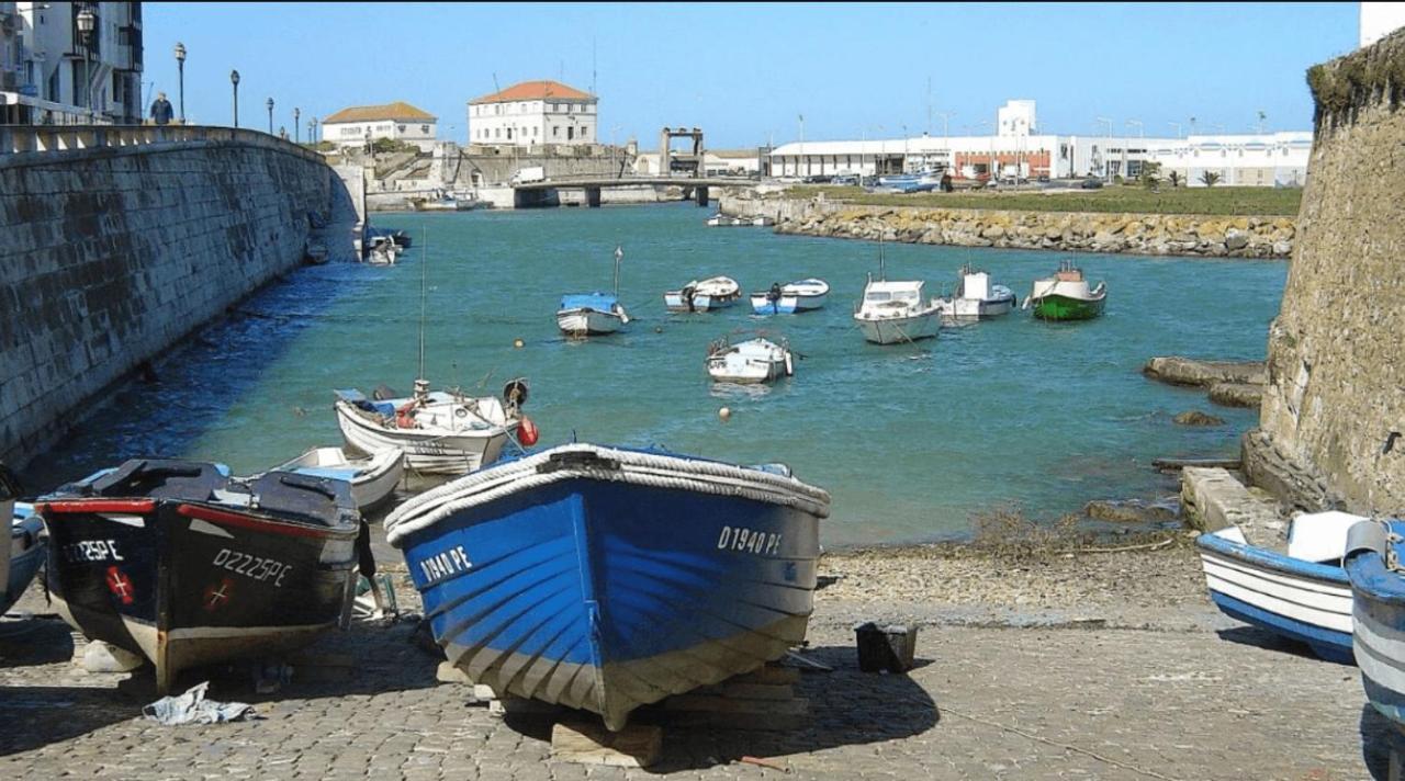 Appartement jusqu'à 6 personnes sur la presqu'île de Peniche surf Portugal Esterno foto