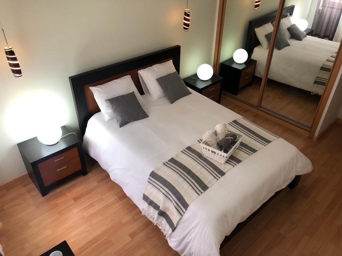 Appartement jusqu'à 6 personnes sur la presqu'île de Peniche surf Portugal Esterno foto