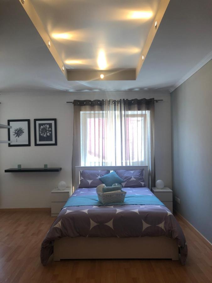 Appartement jusqu'à 6 personnes sur la presqu'île de Peniche surf Portugal Esterno foto