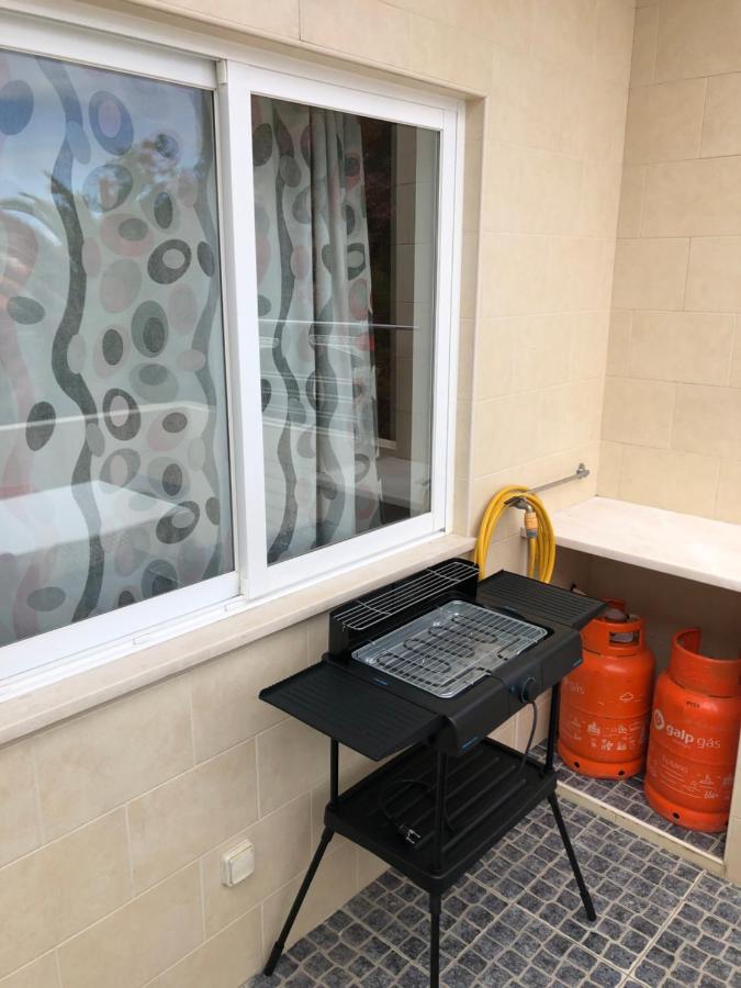 Appartement jusqu'à 6 personnes sur la presqu'île de Peniche surf Portugal Esterno foto